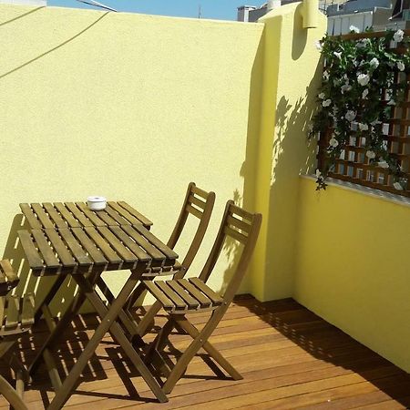 Modern Cosy Flat With Terrace In Campo De Ourique. Apartment Lisbon Bagian luar foto