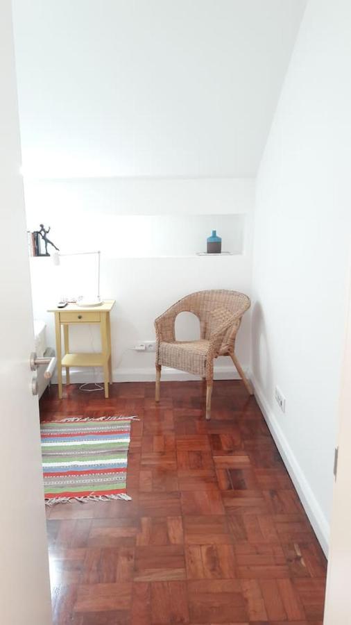 Modern Cosy Flat With Terrace In Campo De Ourique. Apartment Lisbon Bagian luar foto