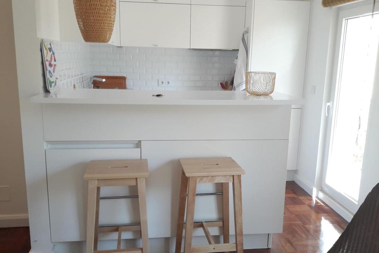 Modern Cosy Flat With Terrace In Campo De Ourique. Apartment Lisbon Bagian luar foto